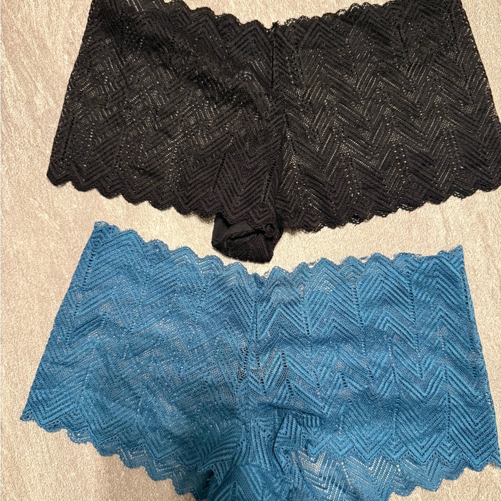 NWOT Pure Beauty Black and Teal Lace Boyshort Panties Small